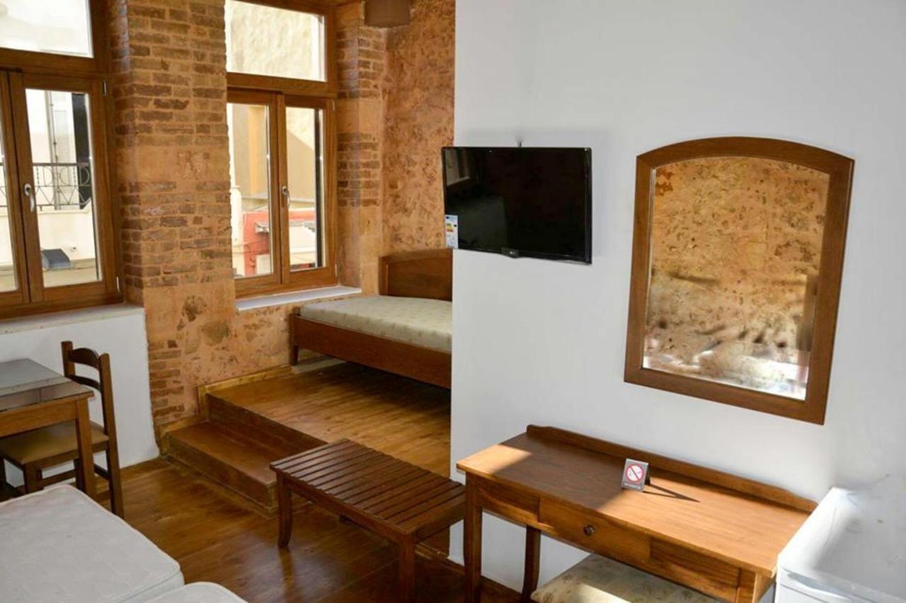 Santrivani Rooms Chania  Eksteriør billede